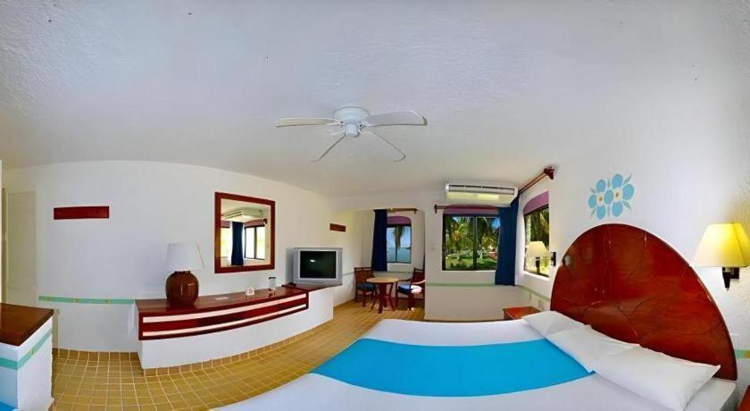 Selina Cancun Laguna Zona Hotelera Экстерьер фото